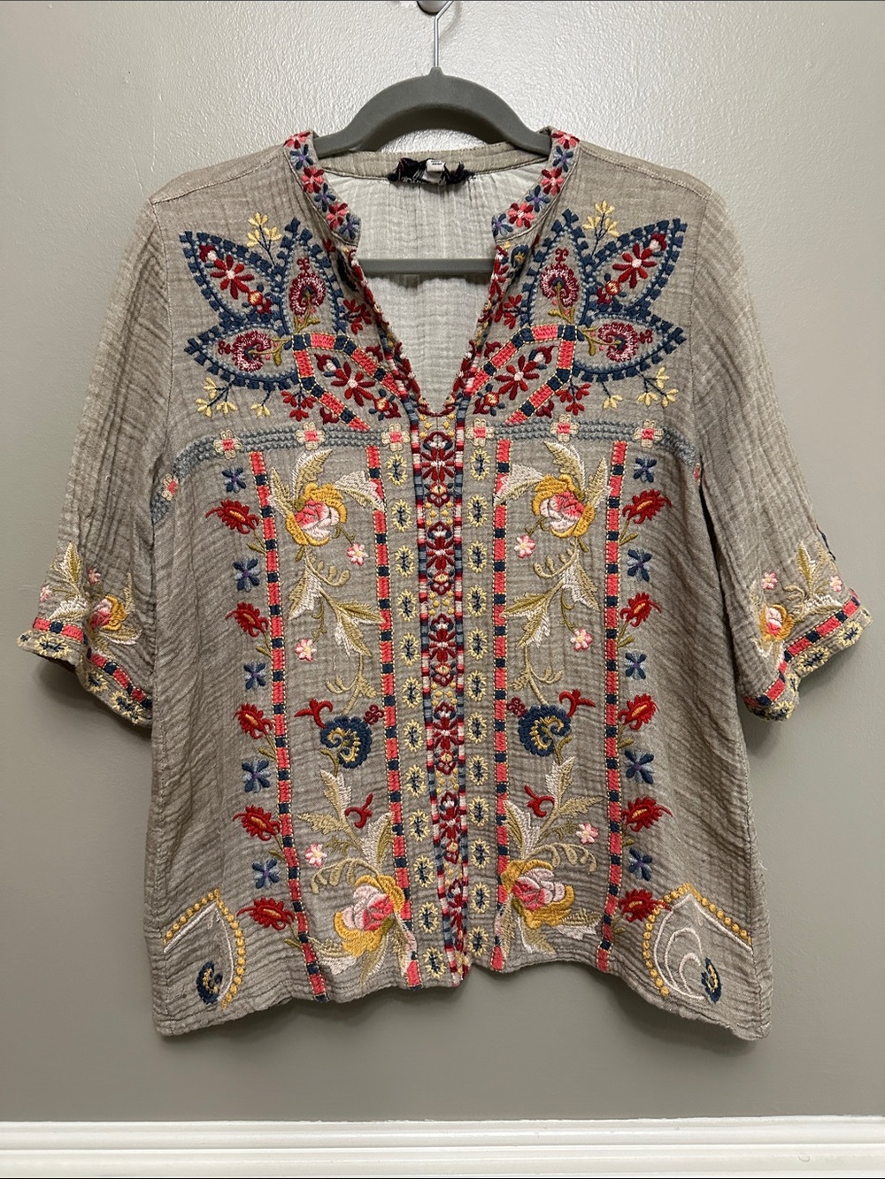 Johnny Was workshop embroidered top Sz S